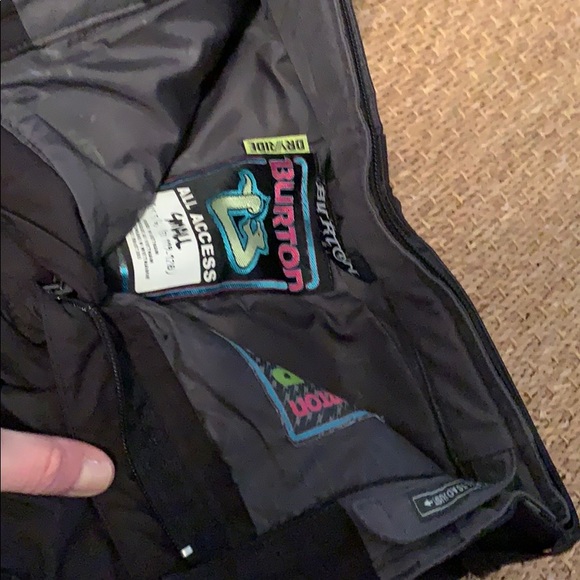 Burton snowboard pants. Kids Small. - Picture 2 of 6